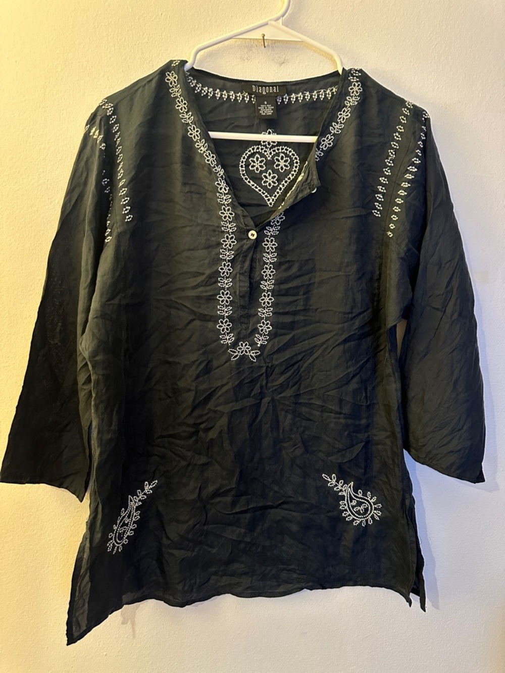 Diagonal 100% Silk Navy Blue Embroidered V-Neck Tunic Blouse - Preloved